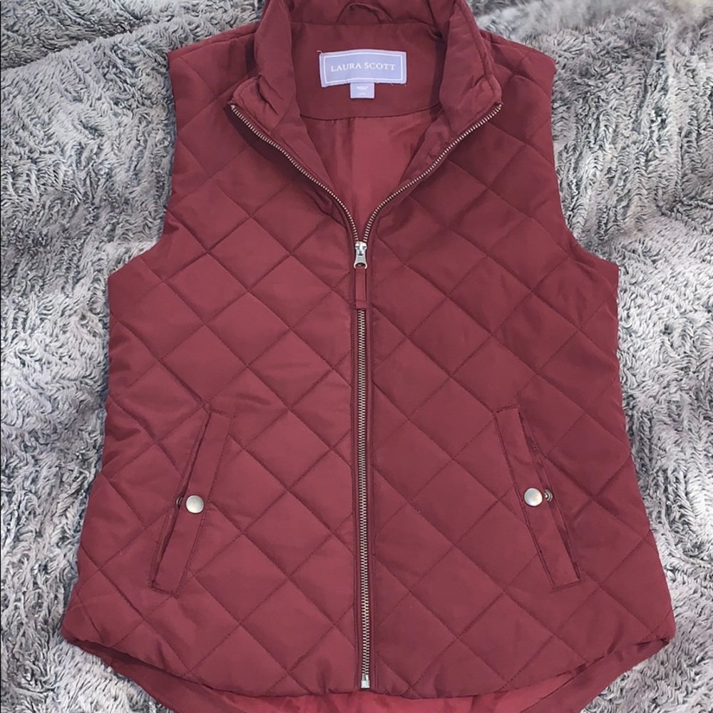 Women’s size small Laura Scott winter vest
